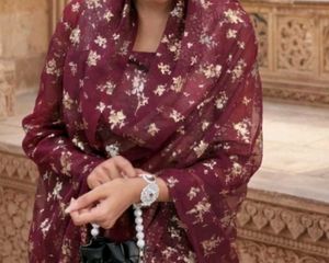 Elegant Maroon  saree with Gold Print