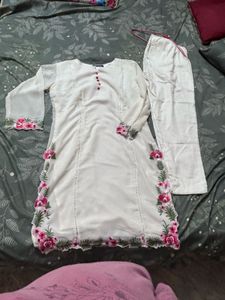 Embroidered White Kurta
