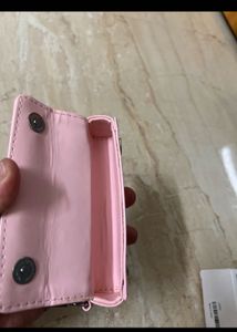 new L'Oreal Paris lipstick/lipgloss holder