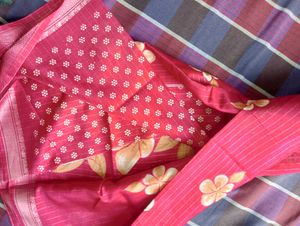 Beautiful Red Floral Saree