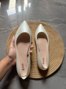 Elegant White Ballet Flats