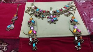 antique neck set