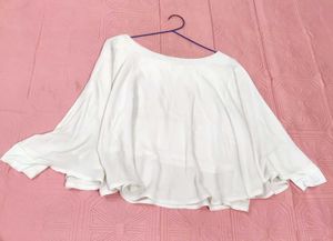 ZARA Chic White Flowy Top