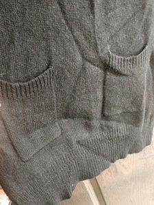 Black Pullover