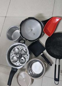 Used Kitchen Cookware Set
