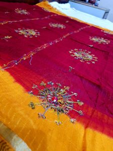 🇳🇿💫🎀 Y2K Elegant Red Embroidered Saree