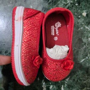 kids girls Sparkly Red Ballerina Shoes size 6