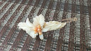Exquisite Floral Hair Clip