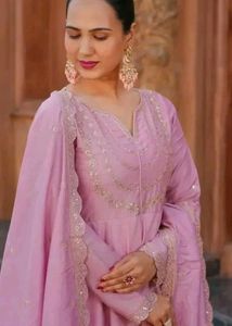 Elegant Embroidered Kurta Set