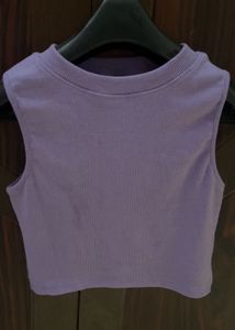 COMBO OF TANK TOP AND JEAN.