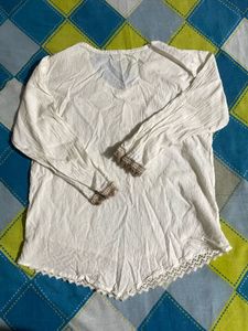 Elegant Off-White Embroidered Kurta