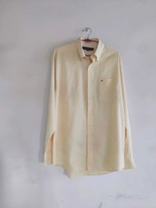 Tommy Hilfiger Button-Down Shirt