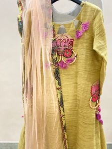 Vibrant green Embroidered Kurti skirt with Dupatta
