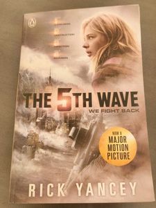 The 5th Wave by Rick Yancey