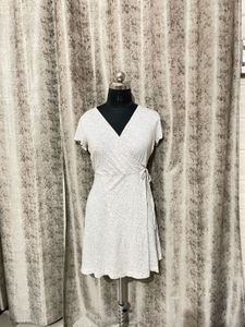 H&amp;M Cute White Wrap Dress