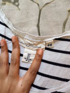 H&amp;M Classic Striped Short Sleeve Tee