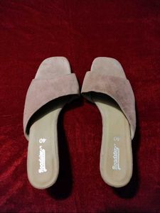 Roadster Flats & Sandals