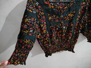 Patrons of Peace Cottage Cropped 3/4 Sleeve Black