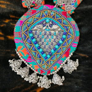 Fabric necklace