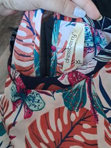 Tropical Print Split Top