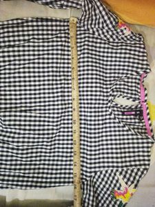 Chic Black &amp; White Checkered Top with Floral Sleev