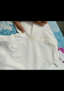 WHITE CROP TOP