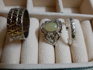 Set of 3 Unique Rings