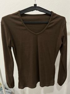 Brown V-Neck Long Sleeve Top