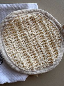 M Caffeine body Scrubber