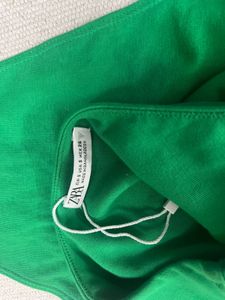 ZARA - UK 8 size Green One-Shoulder Bodysuit