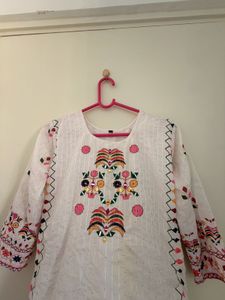 combo of 2 kurta sets