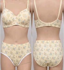 Floral Bra and Panty Set