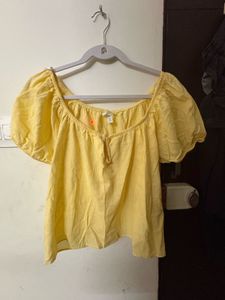 H&amp;M Premium Selection Puff- Sleeved Linen Blouse