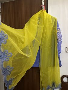 Kurta 3 pc set with Gold Embellishmen