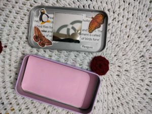 Cute Hello Kitty Metal Tin Box