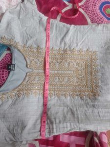 👉I am selling my silk kurta set