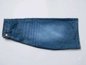 Women's Trendy Baggy Denim Jorts - Light Blue
