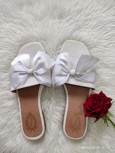 Stylish Bow &amp; Plaid Sandals