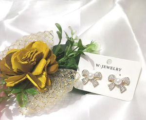 Korean Bow Stud