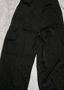 Elegant Black Wide-Leg Pants