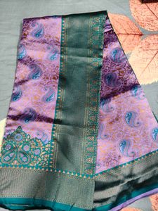 Elegant Paisley Print Saree