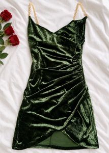 SALE 💰 Yalina Dhurandhar Inspired Dress💚