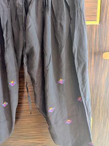 Designer 3 pc suit (check details)