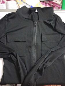 Black Zip-Up Ribbed Crop Top