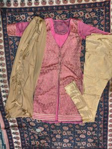 New Elegant Pink &amp; Gold Indian Suit Set