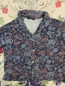 Chic Paisley Print Turtleneck Top