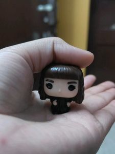 Hermoine kinderjoy figure