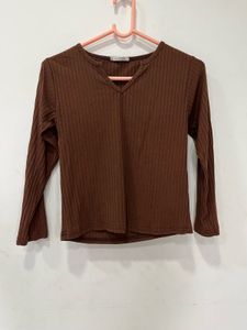 brown top