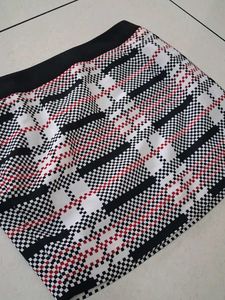 Chic Plaid Mini Skirt