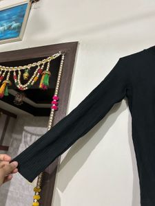 Black Ribbed High Neck Zip Top / Full Sleeve
